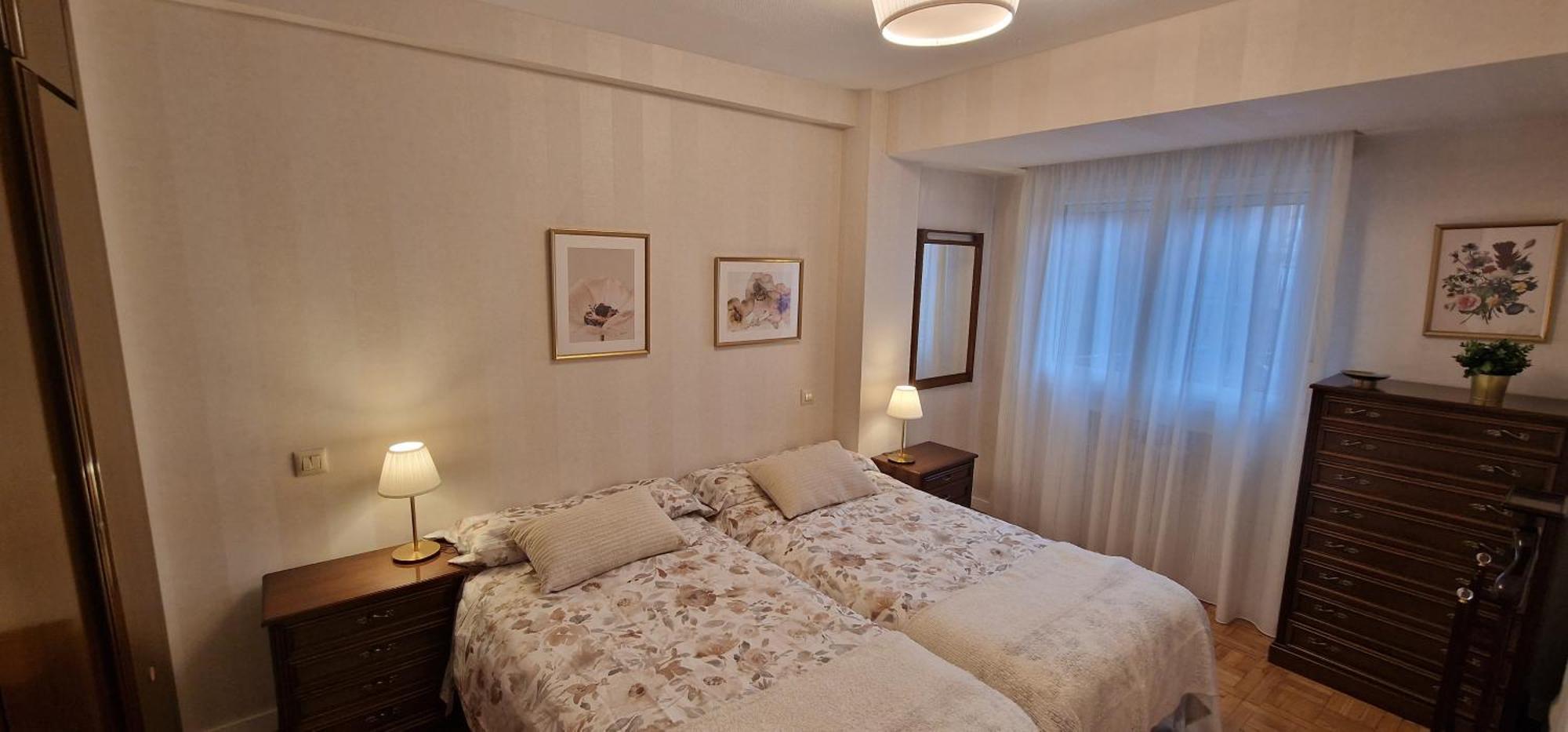 Parque Begona - Amplio Piso 6 Pax Y Centrico - Vut-4528-as Apartment *
